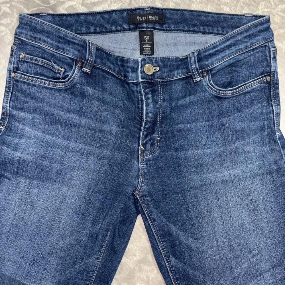 White House Black Market Crop Leg Jeans Dark Wash Rhinestone Pocket Womens 8
